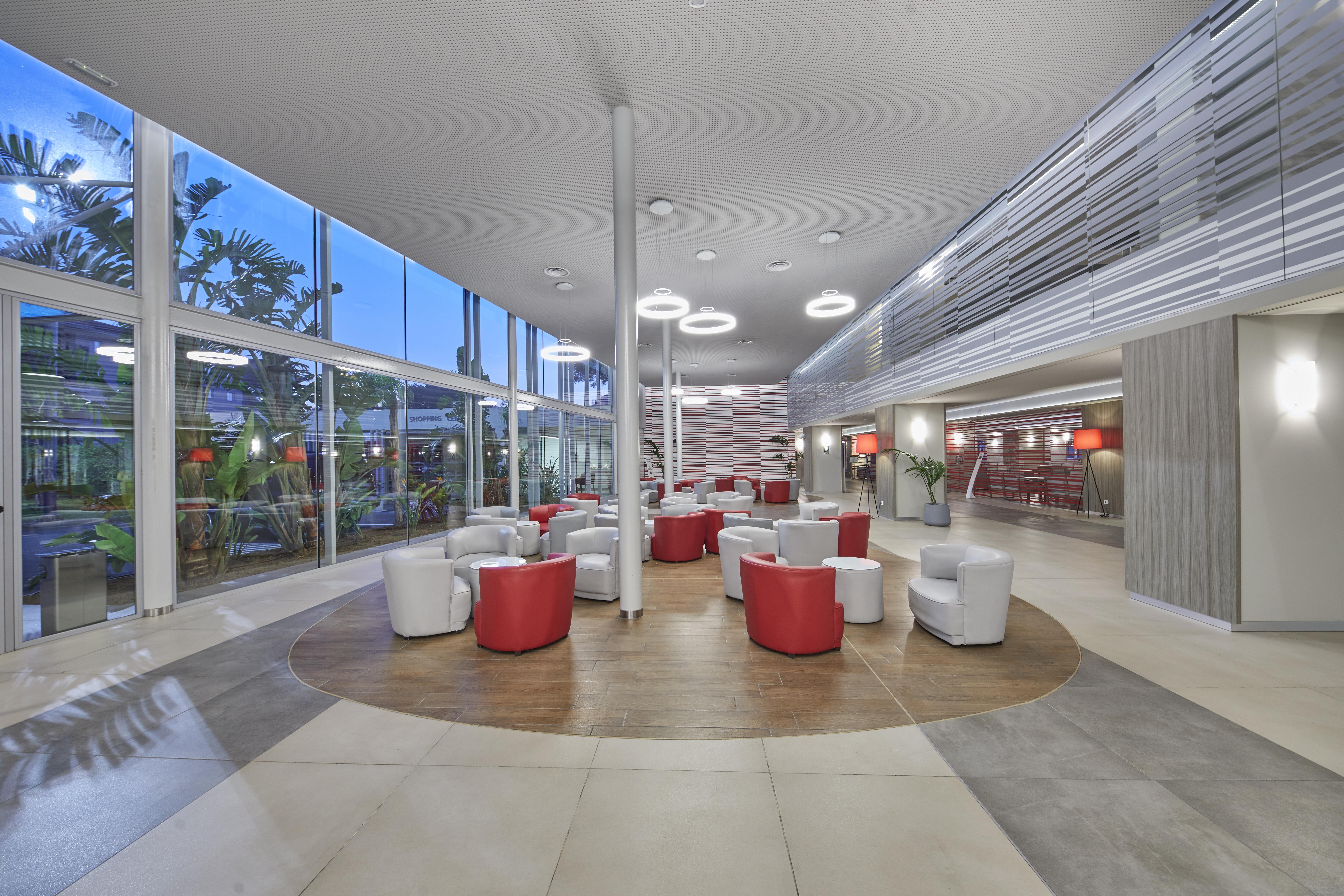 Bg Tonga Tower Otel Can Picafort  Dış mekan fotoğraf